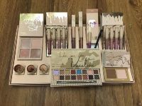 Large Gift Set of cosmetics Kylie Jenner Gold 12 in 1 Gold