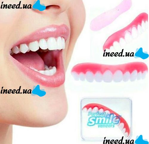 Removable veneers for Perfect smile veneers teeth with a case. Hollywood smile false teeth, mouthguards, dental pads top, bottom