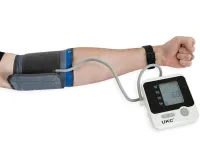 Автоматический тонометр UKC BL-8034 (BLPM-13) с манжетой на руку, Измеритель артериального давления и пульса на предплечье с LCD экраном Белый