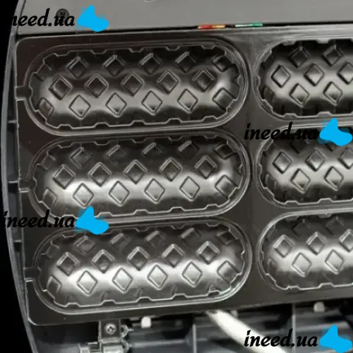Sausage maker Domotec KB-888 machine for cooking hot dogs and sausages on a stick with 6 cells 800W, Waffle maker for corn dogs 800W White