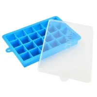 Силіконова багаторазова форма Silicone Ice Cubes Make для заморозки льоду і шоколаду з кришкою на 24 осередки, Лоток піднос для зберігання льоду 24 кубика