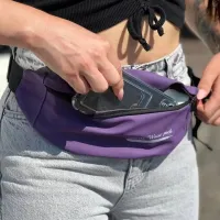 Спортивна сумка для бігу на пояс Sport Bag, Поясна сумка бананка для занять спортом і фітнесом з виходом для навушників