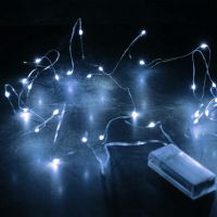 Внутренняя гирлянда Роса Холодный белый 3 м нить капля росы на медной проволоке 30 диодов, LED светодиодная новогодняя гирлянда-нить на батарейках B