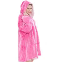 Толстовка-плед з капюшоном Huggle Hoodie Ultra Plush Blanket 2в1 унісекс оверсайз худі плюшевий плед з рукавами на флісі 74х110 см рожева
