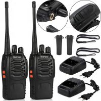 A set of two Baofeng BF-888S walkie-talkies with 16 channels up to 5 km, a radio station for 2 dual-band 1500 mAh walkie-talkies with built-in FM walkie-talkie