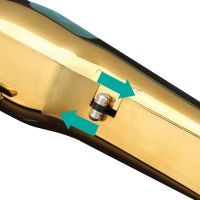 Беспроводная машинка для стрижки волос и бороды VGR V-678 4 в 1 с набором сьемных насадок, профессиональная аккумуляторная мужская машинка USB V678