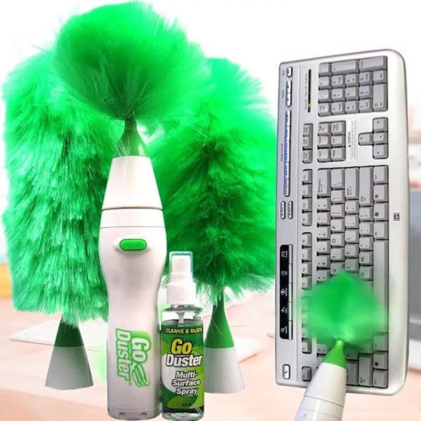 Вращающаяся электрощетка Go Duster для удаления пыли 3 насадки Щетка метелка для профессиональной уборки на батарейках с насадками Гоу Дастер Зеленая