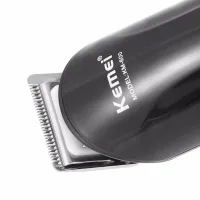 Rechargeable electric shaver, clipper, Kemei KM-600 trimmer for cutting hair, beard, nose and ears, 11 in 1 body kit with attachments, razor trimmer