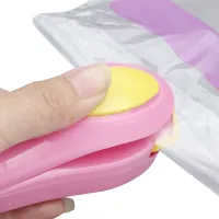 Ручной мини запайщик пакетов Type Mini Sealing 10x4 см, запаиватель упаковщик для хранения продуктов и вещей в полиэтиленовых пакетах на батарейках