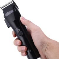 Беспроводная машинка для стрижки волос и бороды VGR V-011 профессиональный триммер для усов на аккумуляторе с набором съемных насадок USB 10W V011