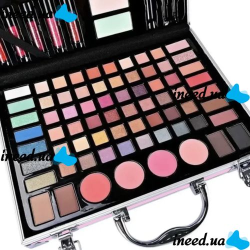 Miss Young GM20250 Cosmetics Gift Set 93 items Makeup eye shadow glosses blush powder and brushes in case Pink