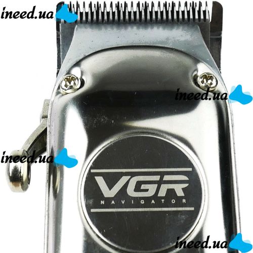 Професійна машинка для стрижки VGR V-035 2000mAh бездротова акумуляторна машинка з набором насадок, металевим корпусом і кейсом 20W USB