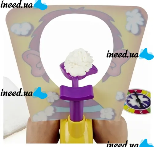 The board game Pie in the face Hasbro Pie Face B7063 for company games, The Entertaining game Cake in the face E111-11 with roulette for children and adults