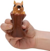 Silicone Antistress Squirrel Toy in a Hollow Nutty Squirrel Popper JG-88 6.5 x 6cm Bouncing Pop It Sweatshirt in a Log for Children T206 Brown 