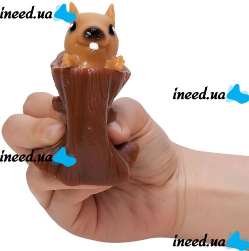 Silicone Antistress Squirrel Toy in a Hollow Nutty Squirrel Popper JG-88 6.5 x 6cm Bouncing Pop It Sweatshirt in a Log for Children T206 Brown 