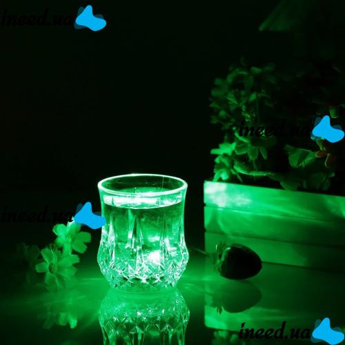 Стакан з LED підсвічуванням Flash Cup 200 мл прозора світяться чашка з автоматичним світлодіодним миготливим дном, кружка для напоїв на батарейці