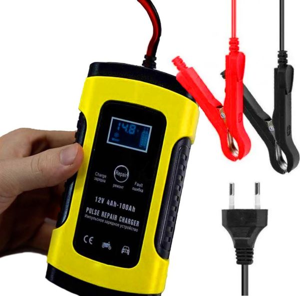 Foxsur 12V 5Ah Automatic Charger for 4-100Ah Car Batteries, Universal Charger