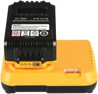 Зарядний пристрій для зарядки акумуляторів Dewalt 24V 3 контакти, Блок живлення зарядка Деволт для акумуляторної батареї 24В 2А від мережі Жовтий