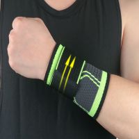 Sibote Wristbands ST-2505 Wrist Support: Elastic Wrist Bandage for Sprains, Wrist Brace with a Securing Strap