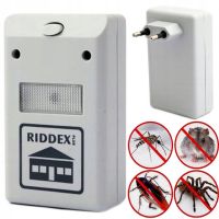 Электромагнитный ультразвуковой отпугиватель вредителей Riddex грызунов и насекомых для уничтожения мышей, крыс, тараканов и комаров в розетку Белый