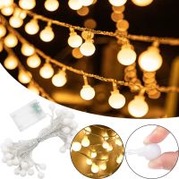 Внутренняя светодиодная гирлянда Шарики 3м 20 LED шариков на батарейках Теплый белый, Новогодняя гирлянда 3 метра для дома от батареек Теплая белая